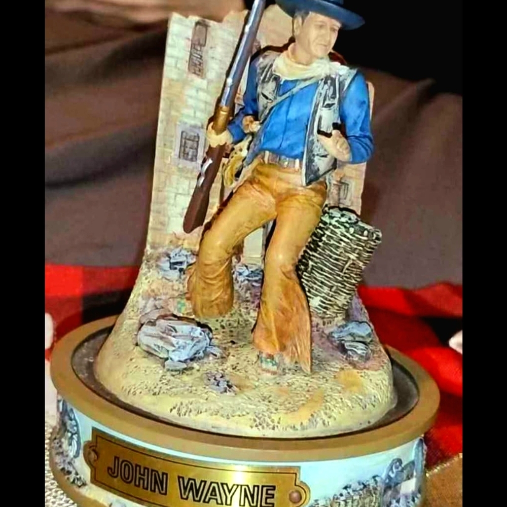 John Wayne Limited Edition Sculpture HANDPAINTED W/GLASS DOMES .I Have 18 Total
